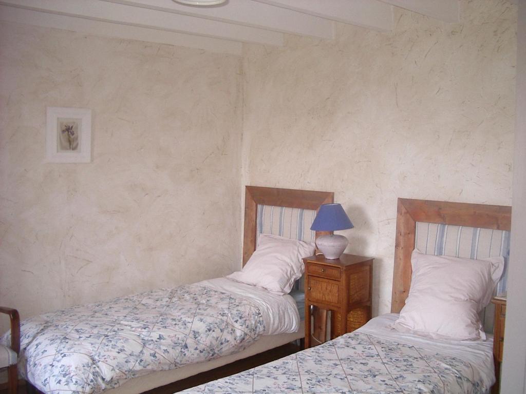 Maison D'Hotes De La Verriere Les Ardillats Room photo