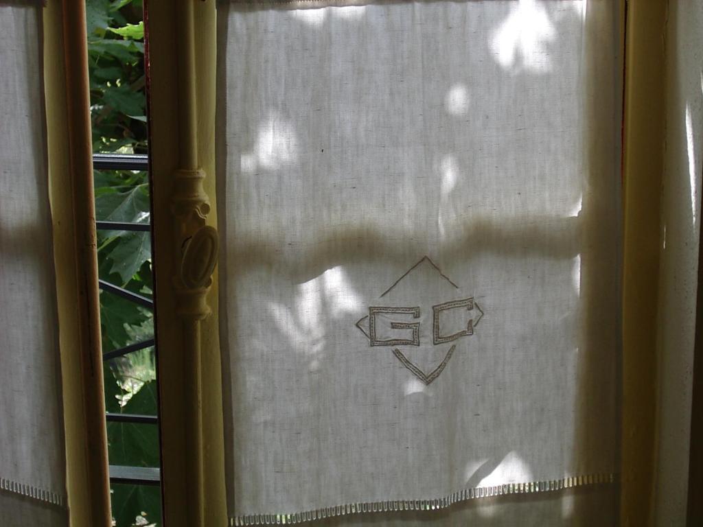 Maison D'Hotes De La Verriere Les Ardillats Room photo